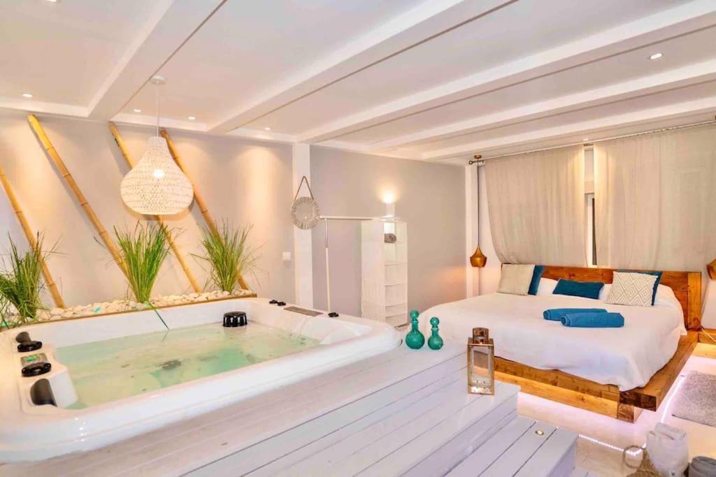 Luxuryvilla With Private Heated Pool And Spa 7P Quarteira Exterior photo
